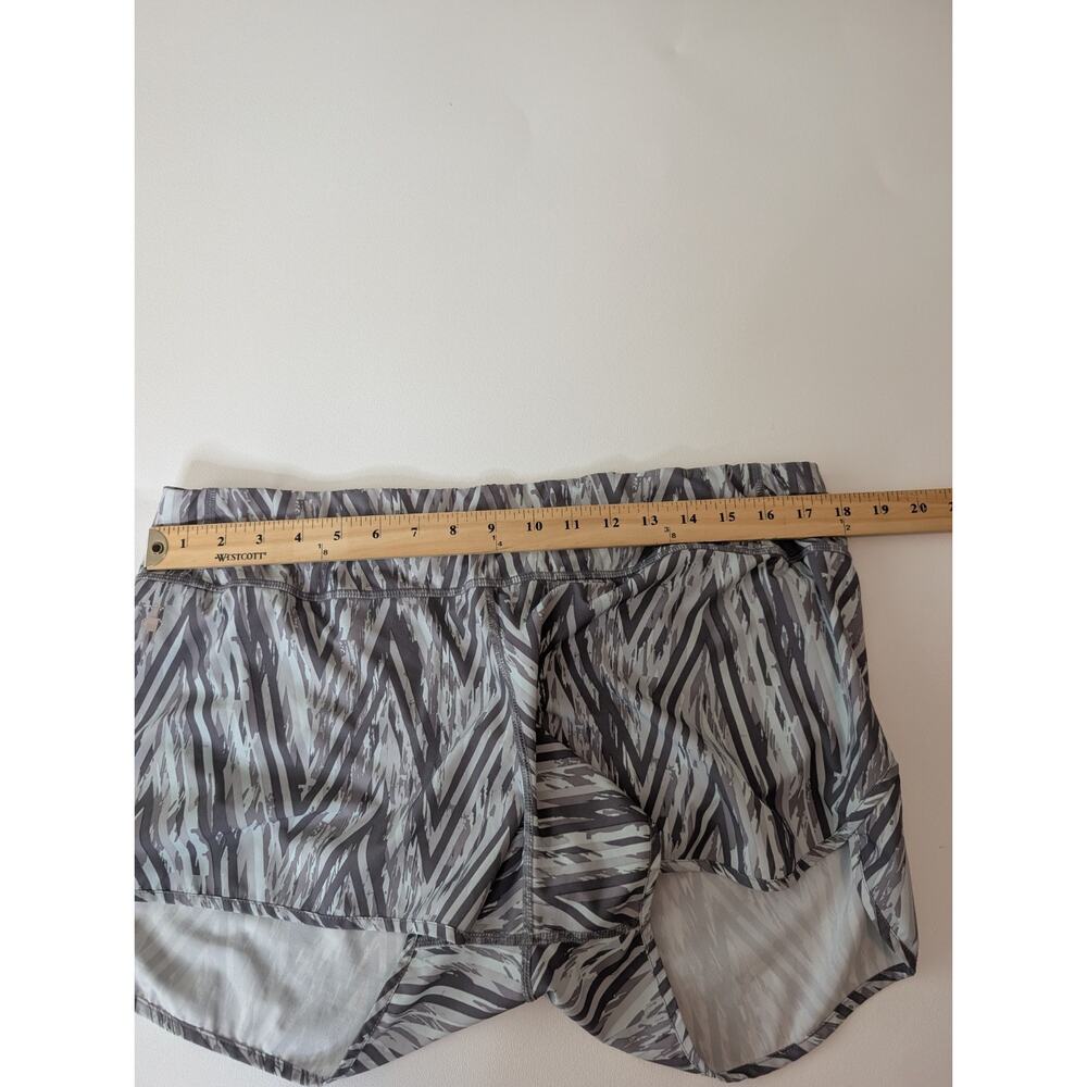 Smartwool Women’s Merino Sport Lined Short Athletic Barely Blue Zig Zag Size L - Picture 9 of 12